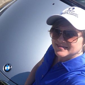 Meet your Posher, Teri